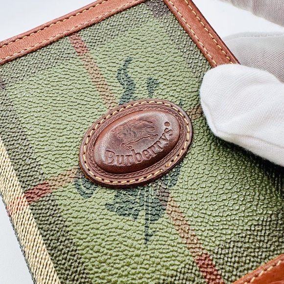 Burberry Vintage Wallet - Picture 5 of 9
